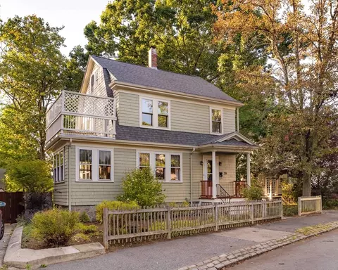 29 Bourne St, Boston, MA 02130
