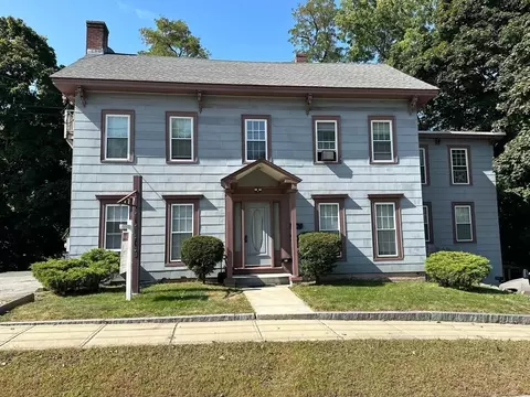 322 Broadway, Methuen, MA 01844