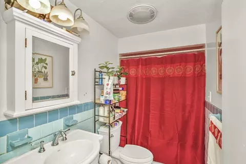 17 Derby St, Worcester, MA 01604 photo 12