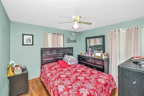 17 Derby St, Worcester, MA 01604 photo 9