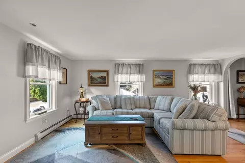 7 Madison Ave #A, Gloucester, MA 01930 photo 12