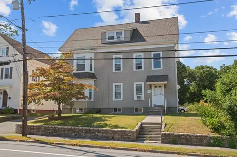1126 Smithfield Ave, Lincoln, RI 02865