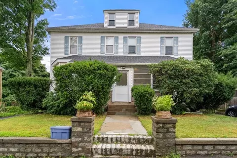 82-84 Crescent St, Newton, MA 02466