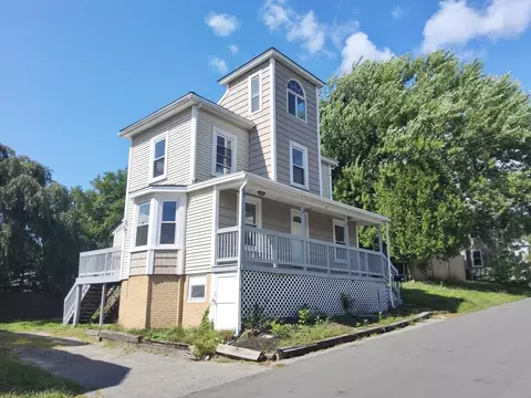 12 Greenville St, Haverhill, MA 01830