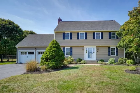 5 Mary Lou Cir, Westborough, MA 01581