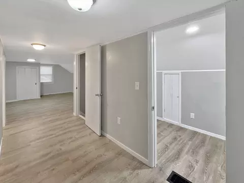Entry Way - 21 Lang St, Springfield, MA 01104 photo 4 of 4