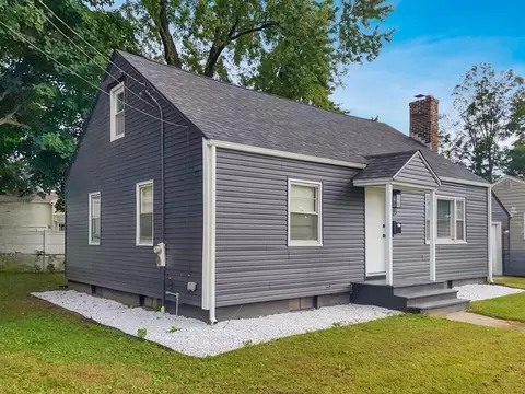 Exterior - 21 Lang St, Springfield, MA 01104 photo 2 of 6