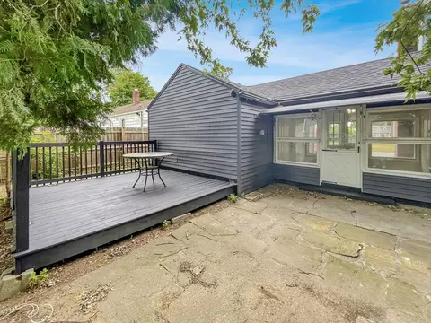 Exterior - 21 Lang St, Springfield, MA 01104 photo 3 of 6