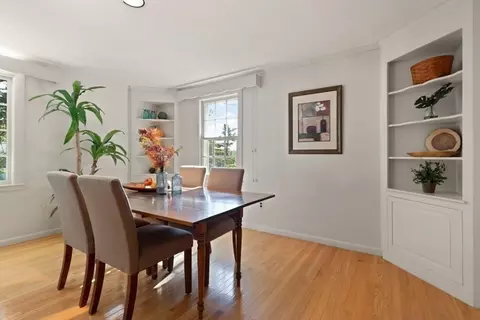 Dining - 44 Longview Rd, Reading, MA 01867 photo 2 of 3