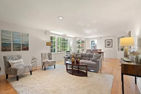 Living - 44 Longview Rd, Reading, MA 01867 photo 1 of 5