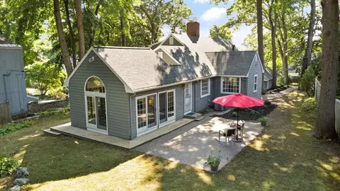 Exterior - 44 Longview Rd, Reading, MA 01867 photo 9 of 10