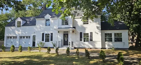 20 Bircham, Springfield, MA 01104