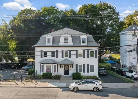 45 Maple St, Marlborough, MA 01752