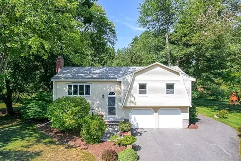 14 Aqueduct Rd, Wayland, MA 01778