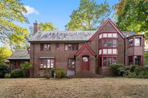 20 Beacon St, Newton, MA 02467