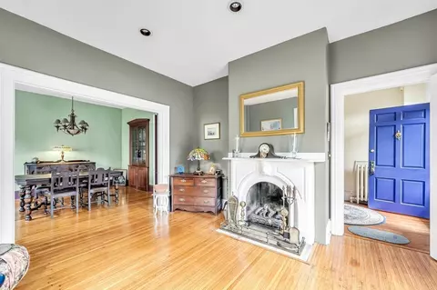 33 Madison Ave, Springfield, MA 01105 photo 3