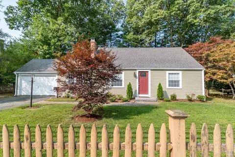20 Oak St, Natick, MA 01760
