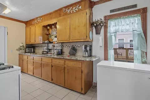 259 Baird St, Fall River, MA 02721 photo 18