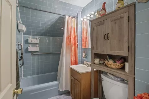 259 Baird St, Fall River, MA 02721 photo 25