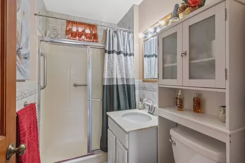 259 Baird St, Fall River, MA 02721 photo 28