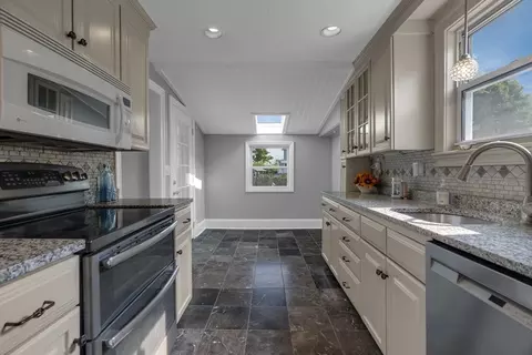 33 Azel Rd, Braintree, MA 02184 photo 8