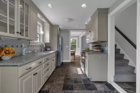 33 Azel Rd, Braintree, MA 02184 photo 6