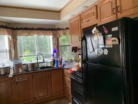 27 29 Cascade Dr, Heath, MA 01346 photo 6