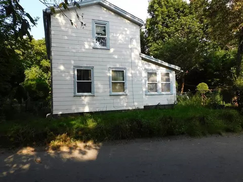 23 River St, Brockton, MA 02302