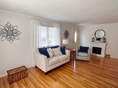 37 Denwall Dr, Springfield, MA 01119 photo 16