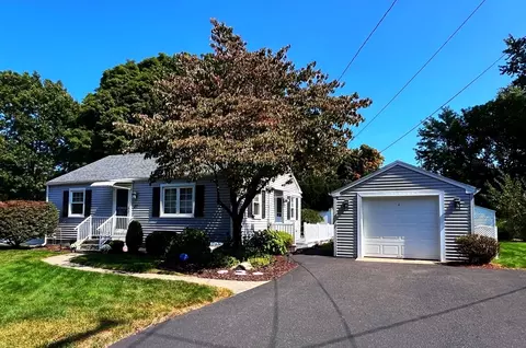 37 Denwall Dr, Springfield, MA 01119