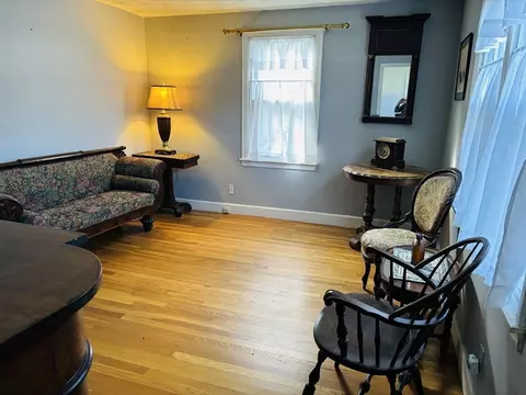 75 Powell Ave, Springfield, MA 01118 photo 13