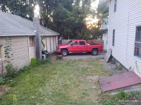 20-22 Walnut St, Ware, MA 01082 photo 8