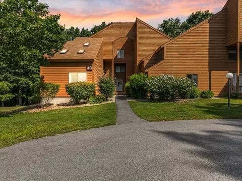 15 Perkins Ct #15, Haverhill, MA 01832