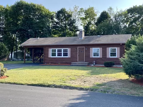 131 Cheryl Ln, Somerset, MA 02726