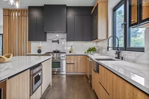 14 Winslow Rd, Needham, MA 02492 photo 5