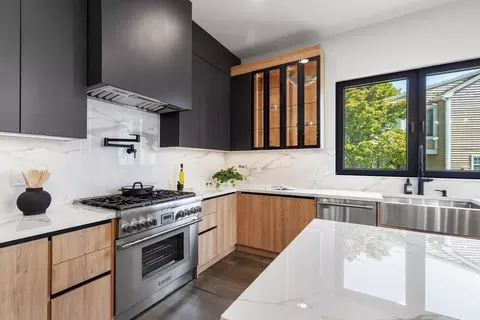 14 Winslow Rd, Needham, MA 02492 photo 4