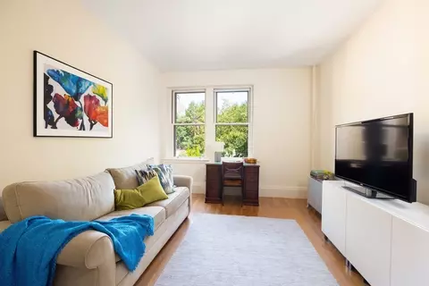 Living - 66 Marshal St #4, Brookline, MA 02446 photo 3 of 4