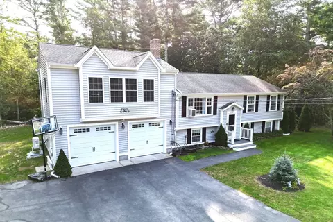 142 Sarah Sherman Rd, Rochester, MA 02770