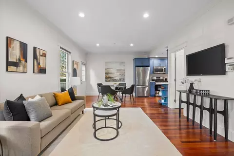 41 Oak St #A, Somerville, MA 02143