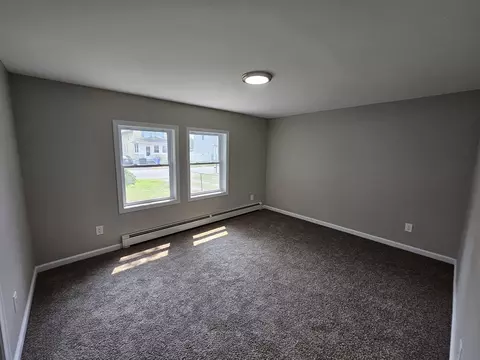 Living - 68 Fargo St, Springfield, MA 01119 photo 3 of 3