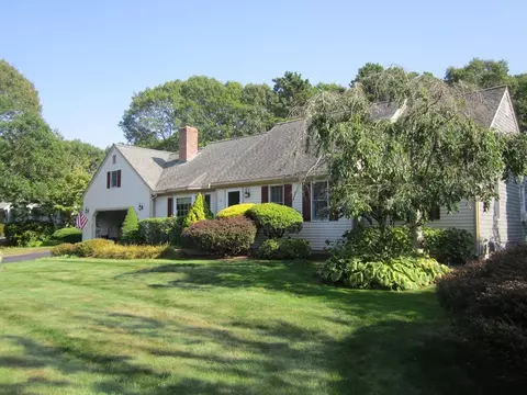 38 Terrace Hill Dr, Dennis, MA 02660