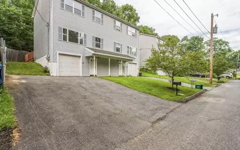 14 Orono St, Worcester, MA 01606
