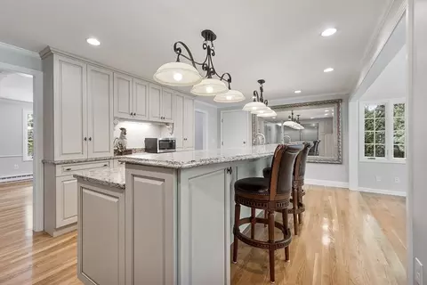 707 Sterling Rd, Lancaster, MA 01523 photo 10
