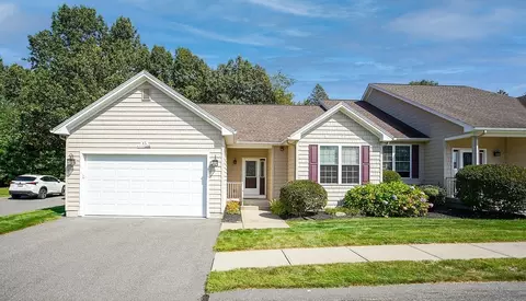 15 Jacobs Way #15, South Hadley, MA 01075