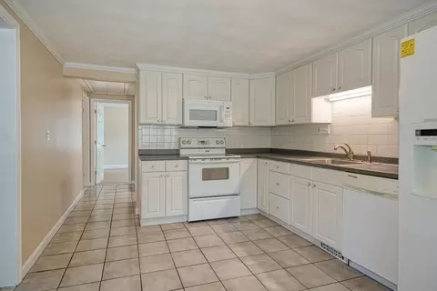 70 River St, Middleton, MA 01949 photo 5