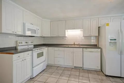 70 River St, Middleton, MA 01949 photo 4