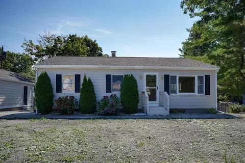 70 River St, Middleton, MA 01949 photo 3