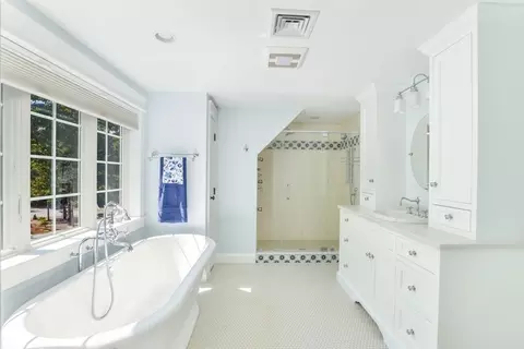 5 Carleton Dr W, Mashpee, MA 02649 photo 28