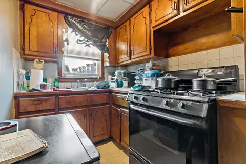 Kitchen - 289-297 Tecumseh St, Fall River, MA 02721 photo 4 of 5