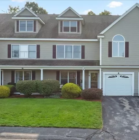 218 Rangeway Rd #213, Billerica, MA 01862